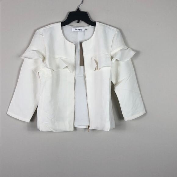 Lightweight Ruffle Jacket Ivory Zip Up - Picture 4 of 9
